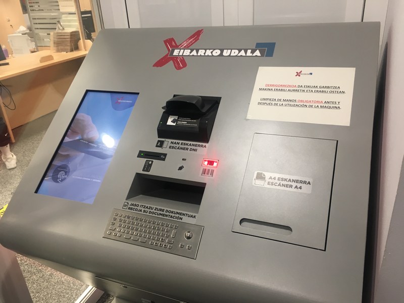  Autozerbitzuko terminal berria, udaletxeko bulegoetan.