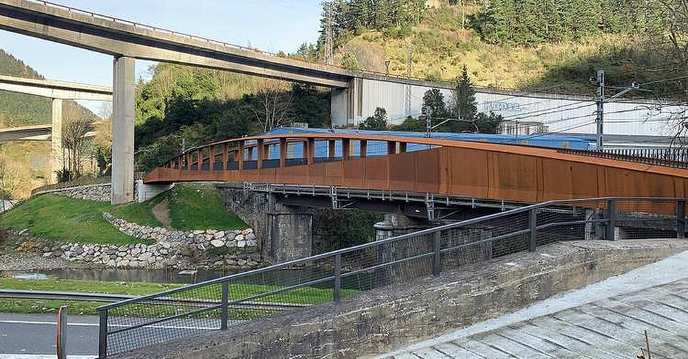 Eibar eta Elgoibar arteko bidegorrian komuna egiteko lizitazioa zabalik Bidegorriaren irudia, Maltzagan. Argazkia: Gpuzkoako Foru Aldundia.