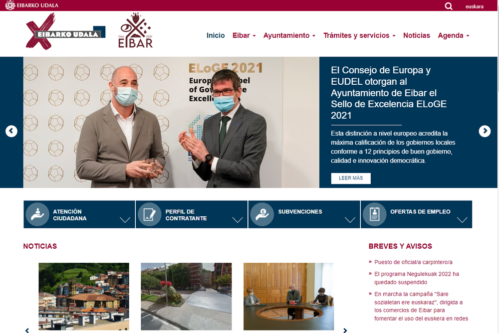 Eibarko udal webgunera egindako bisita-kopurua gero eta handiagoa da urtetik urtera; 2021ean, % 2,21 igo zen aurreko urtearekin alderatuta Eibarko udal webgunearen orrialde nagusia.
