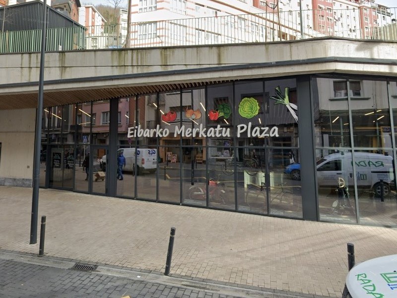 Errebal Plazako 3. postu finkoaren emakida lizitaziora atera du Udalak
