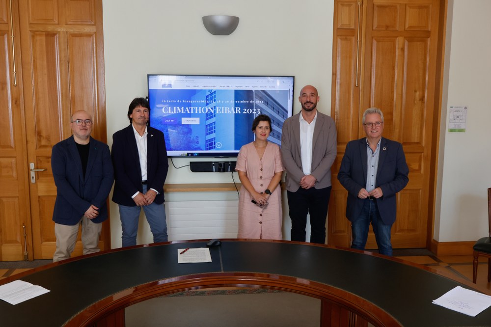 Hilabete honetan Climatonen beste edizio bat egingo da Eibarren, trantsizio ekologiko eta energetikorako proiektuak garatzeko bultzadan erreferente eta traktore izan nahirik Climathonen seigarren edizioaren aurkezpena.