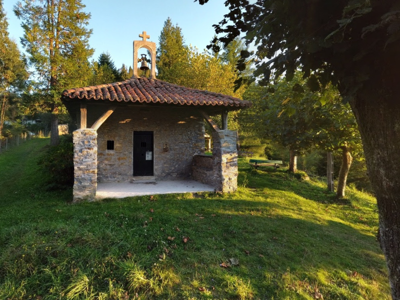 Artxiboko argazkia. San Salbatore ermita.