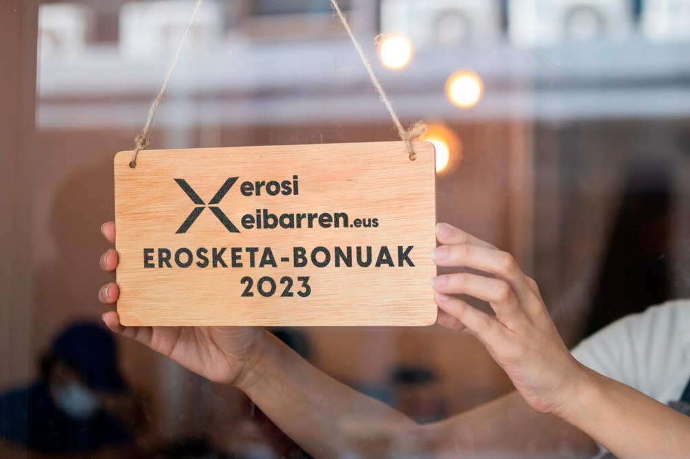 Udalak erosketa-bonuen beste kanpaina berri bat jarriko du martxan eta nahi duten merkataritza- eta ostalaritza-establezimenduek hartu ahalko dute parte Erosketa-bonuen kanpainaren irudia.