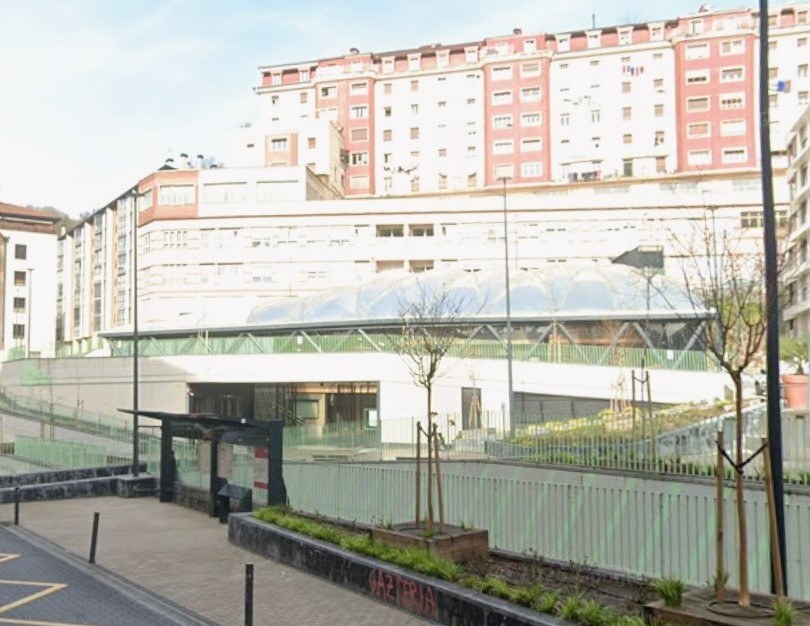 Errebal Plazako eraikina.