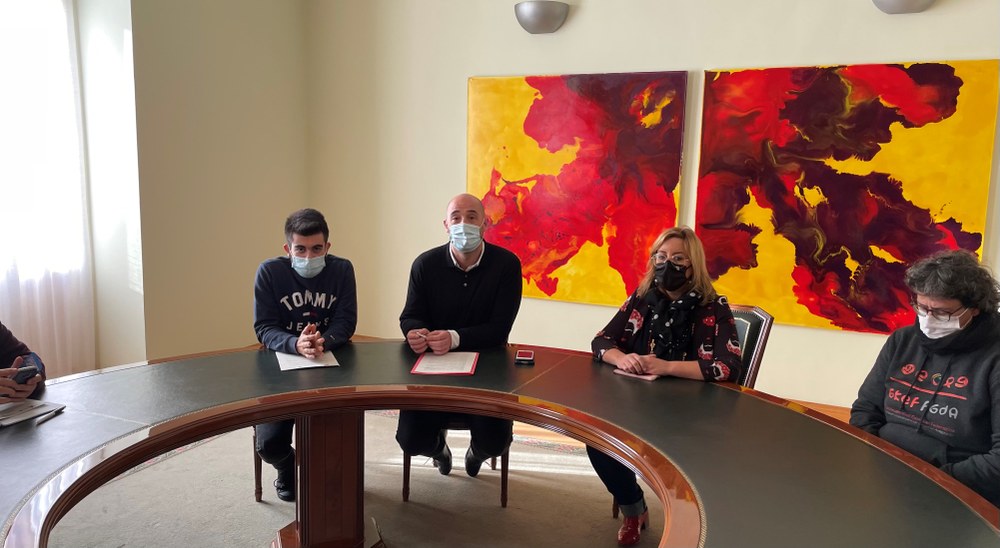 Udalak prozesu bat ireki du dibertsitate funtzionala duten eskola-adineko haurrei kirola egitea errazteko Eskola Kirol Egokitua (EKE) programaren aurkezpeneko irudia.