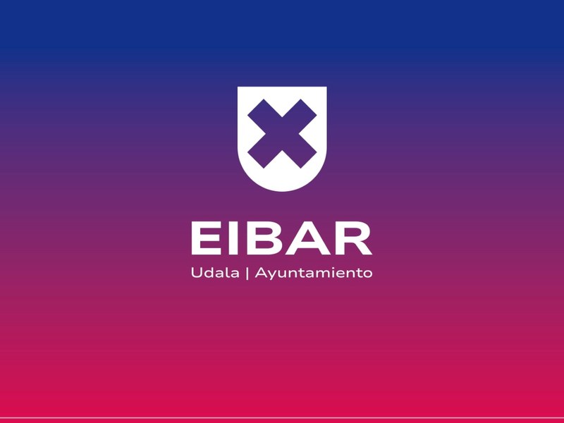 Eibarko Udalak bere marka instituzional berria aurkeztu du. Uztailaren 29ko Udalbatzaren ohiko bilkuran onartu zen.