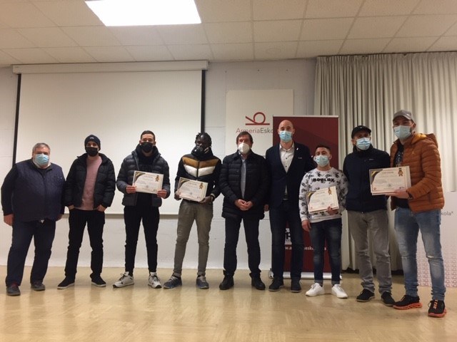 Diploma banaketaren argazkia