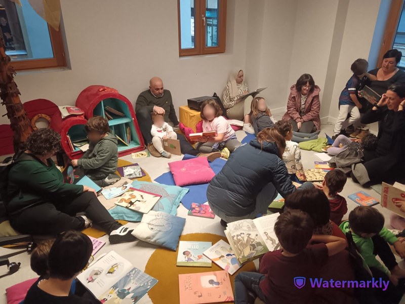 Familientzako saioaren irudi bat