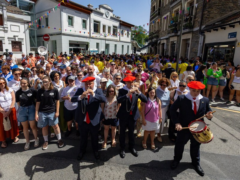 Aurtengo San Juan jaien balorazioan jendearen parte-hartzea, egitarauaren arrakasta eta herritarren erantzukizuna nabarmendu behar dira