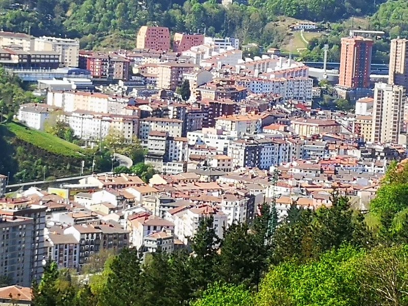 Kaleratu dira "Harro nago zutaz, Eibar! vs Amorratu egiten nauzu, Eibar!" argazki-lehiaketaren oinarriak Eibarko herriaren 675. urteurrenean. 